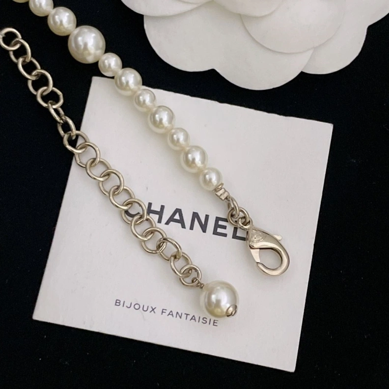 Comfortable Chxnxl Necklaces 285316
