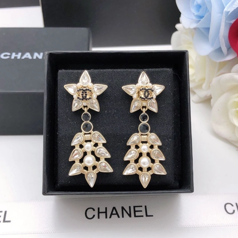 Trendsetting Chxnxl Earrings 285742