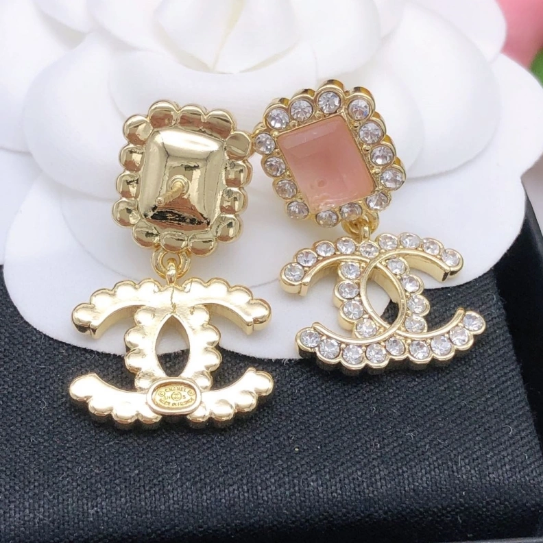 Lightweight Chxnxl Earrings 285753