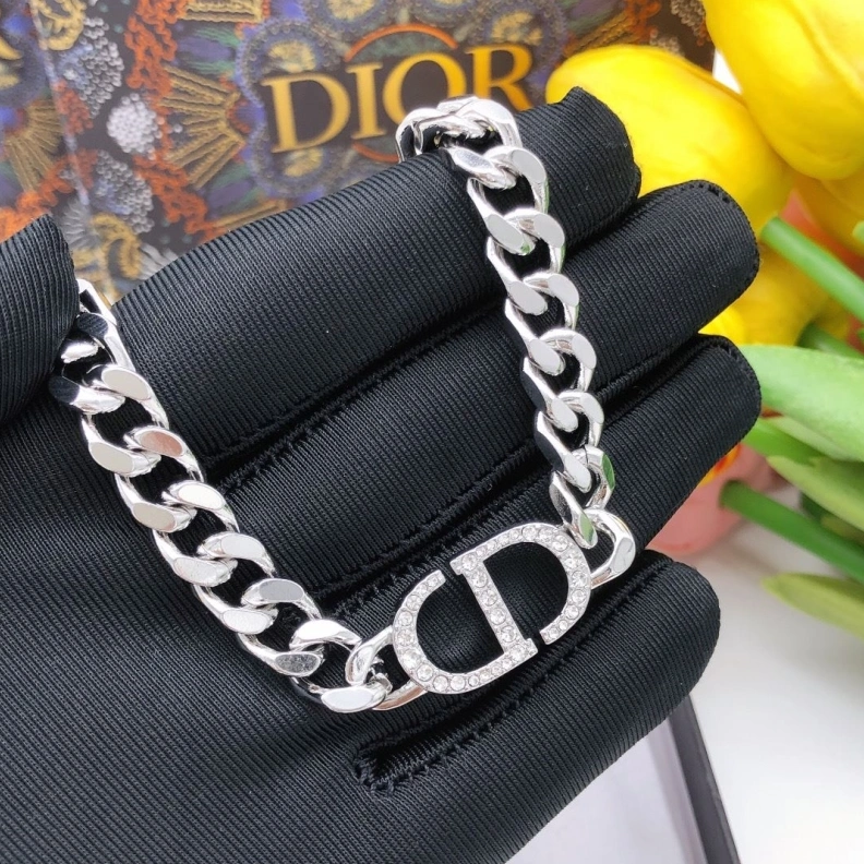 Christian Dxxr Necklaces Unique 294070