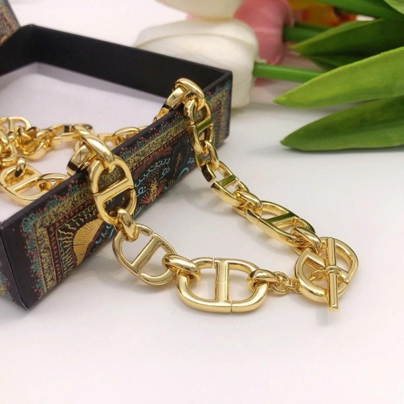 Christian Dxxr Necklaces Elegant 294068