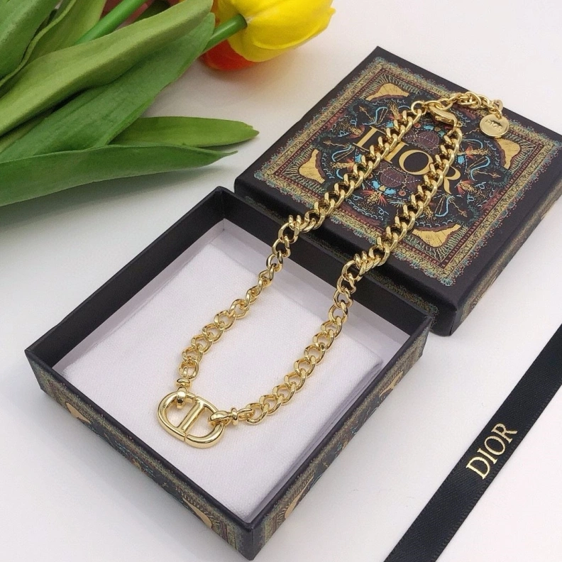 Christian Dxxr Necklaces Elegant 294068