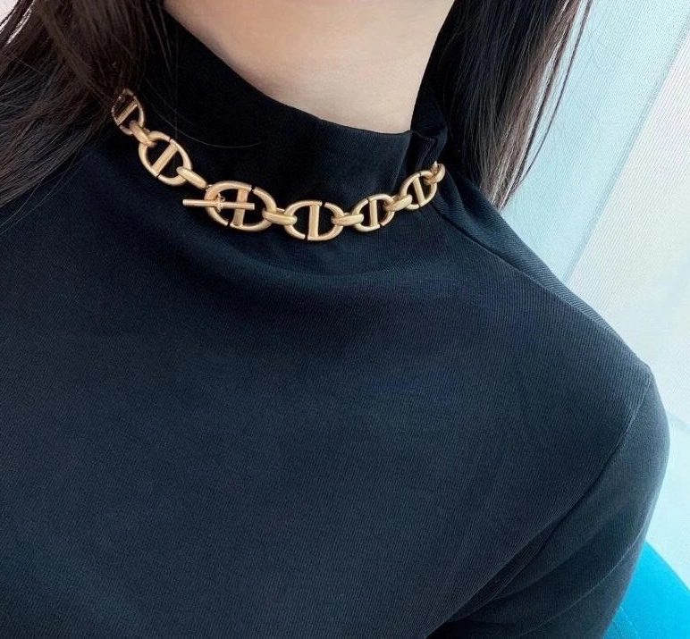 Christian Dxxr Necklaces Elegant 294068