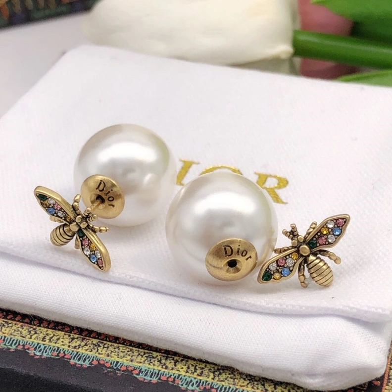 Christian Dxxr Earrings Elegant 294153