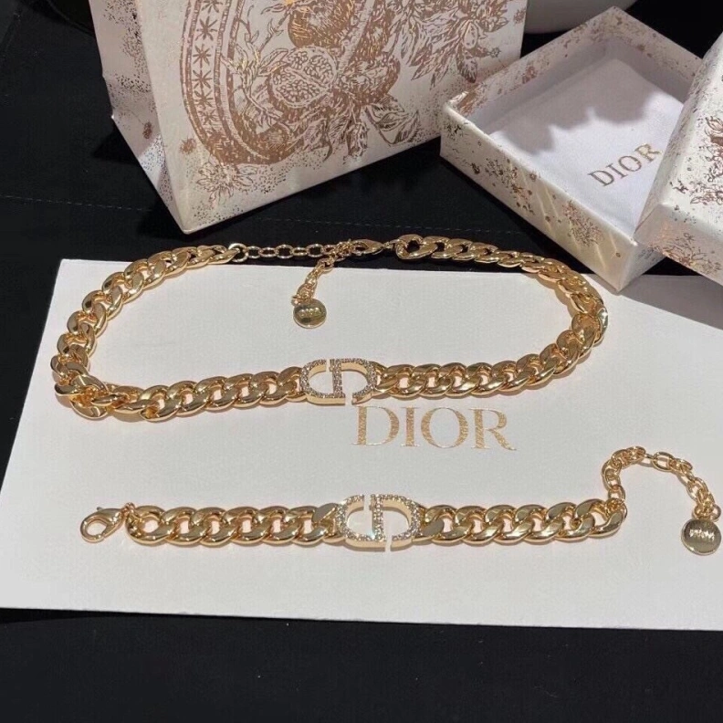 Stylish Christian Dxxr Necklaces 294054