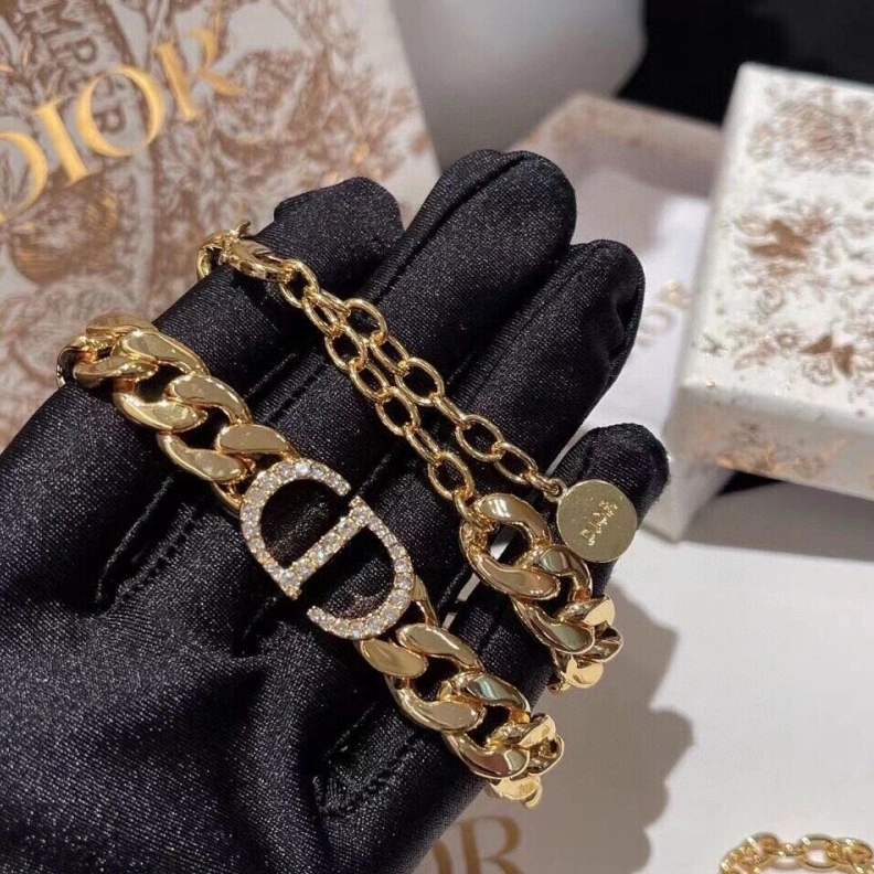 Stylish Christian Dxxr Necklaces 294054