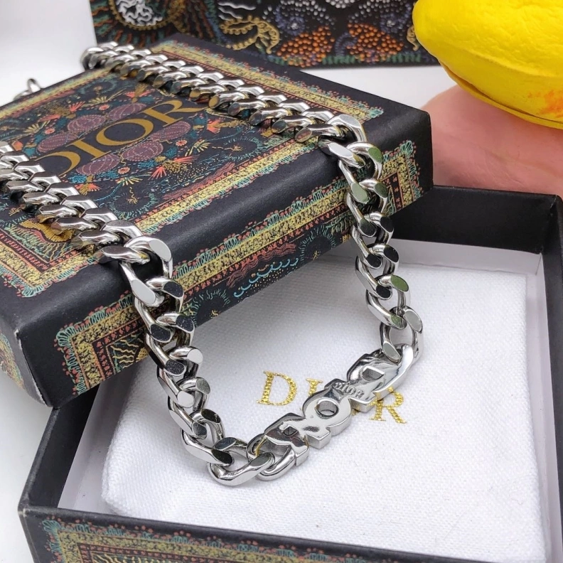 Christian Dxxr Necklaces Modern 294065