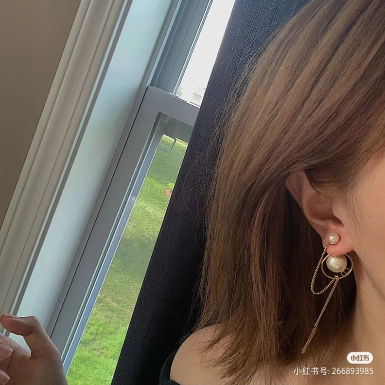 Christian Dxxr Earrings Minimalist 294159