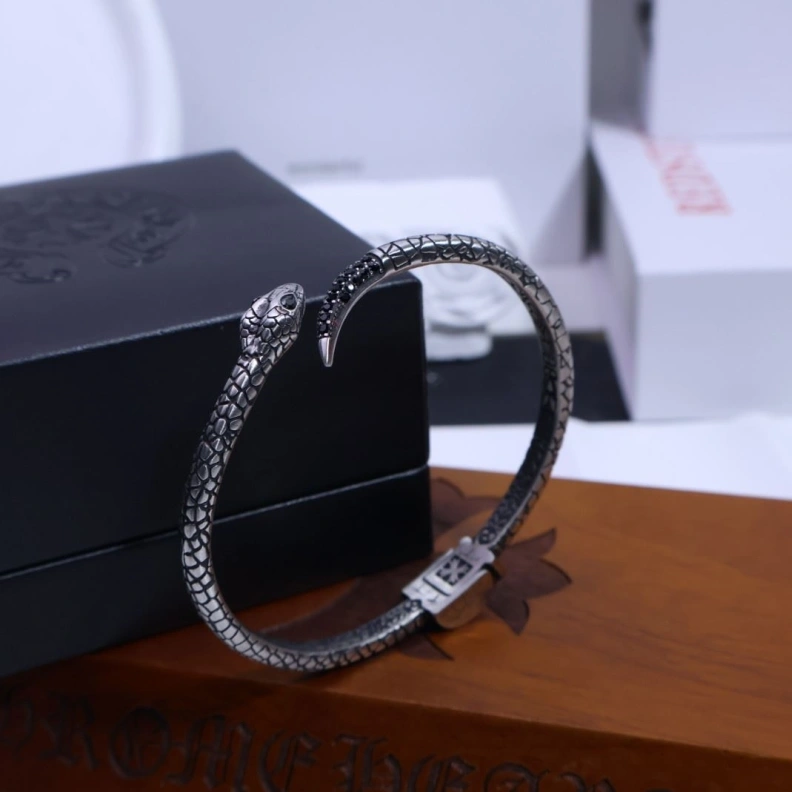 Minimalist Chrxmx Hxxrts Bracelets 297258