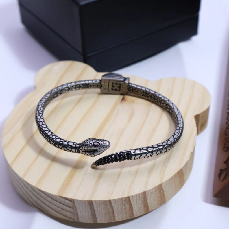 Minimalist Chrxmx Hxxrts Bracelets 297258