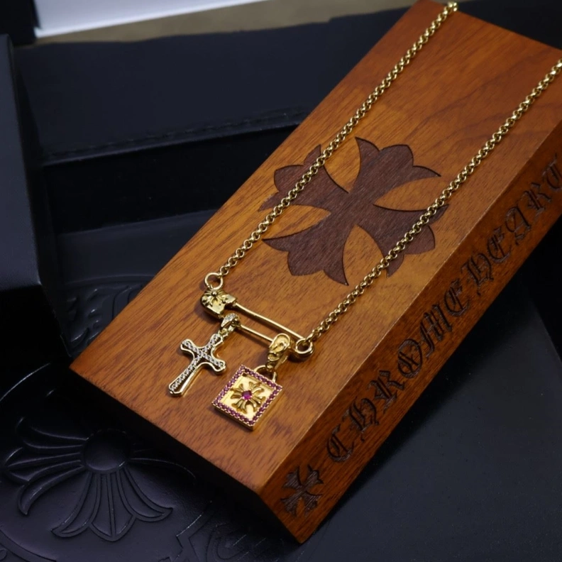 Chrxmx Hxxrts Necklaces Compact 296773