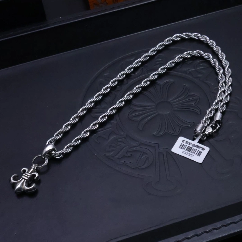 Sleek Chrxmx Hxxrts Necklaces 296758