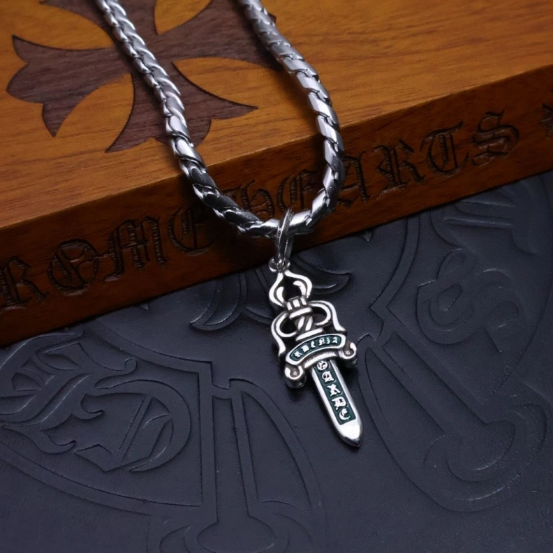 Chrxmx Hxxrts Necklaces Breathable 296756