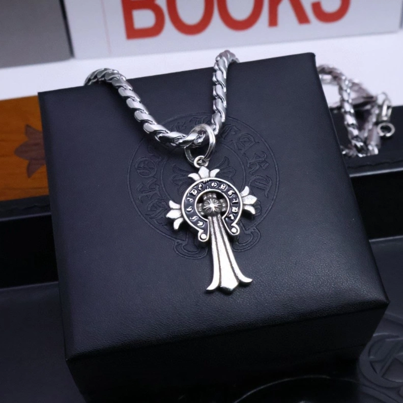 Bold Chrxmx Hxxrts Necklaces 296755