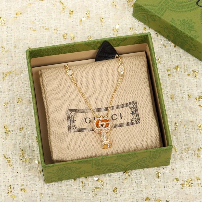 Gxccx Necklaces Refined 302559