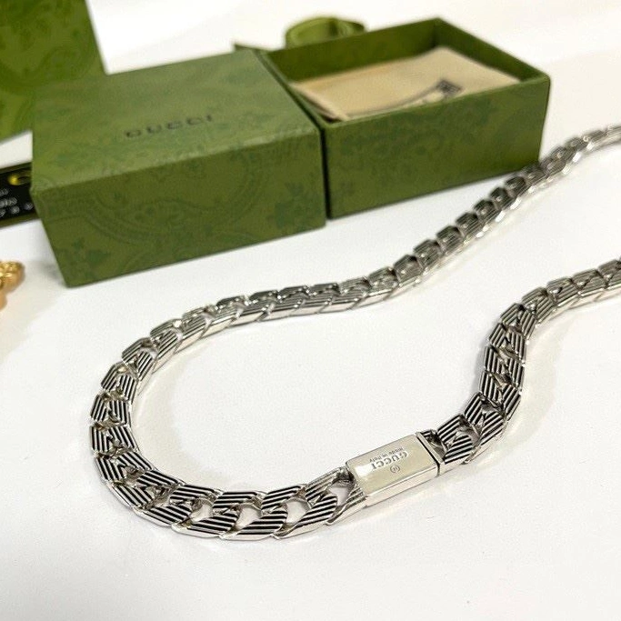 Stylish Gxccx Necklaces 302522