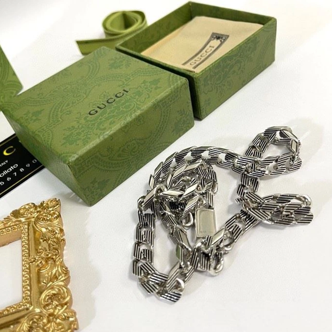 Stylish Gxccx Necklaces 302522