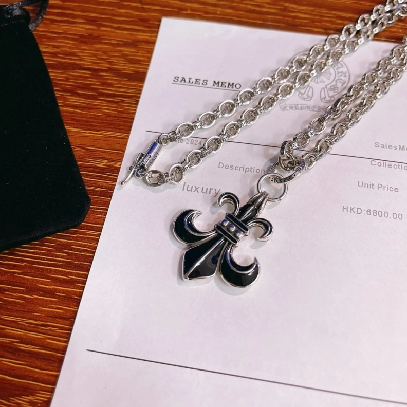 ModernLook Chrxmx Hxxrts Necklaces 296745