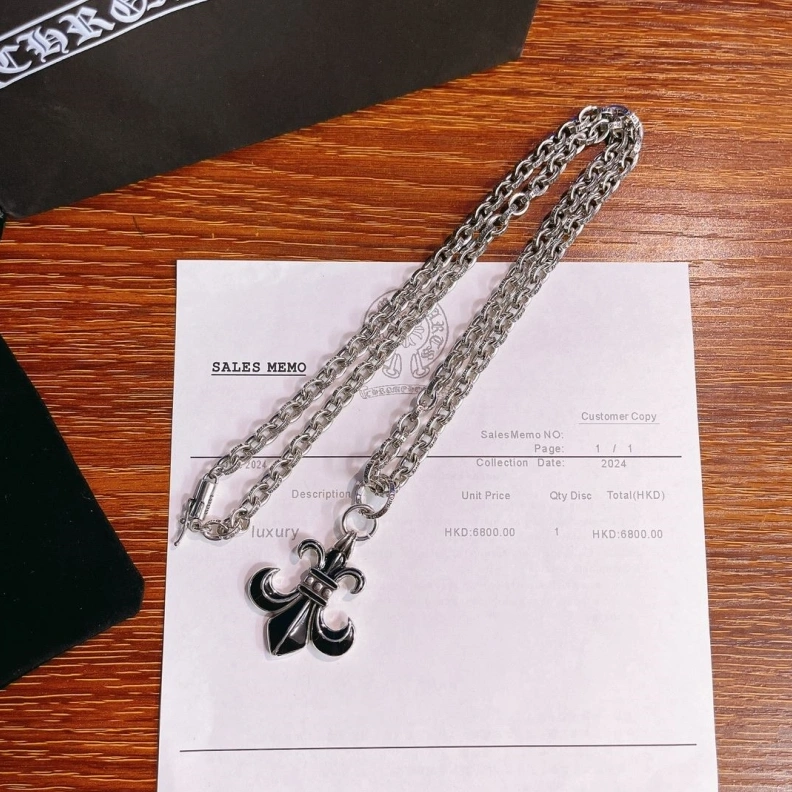ModernLook Chrxmx Hxxrts Necklaces 296745