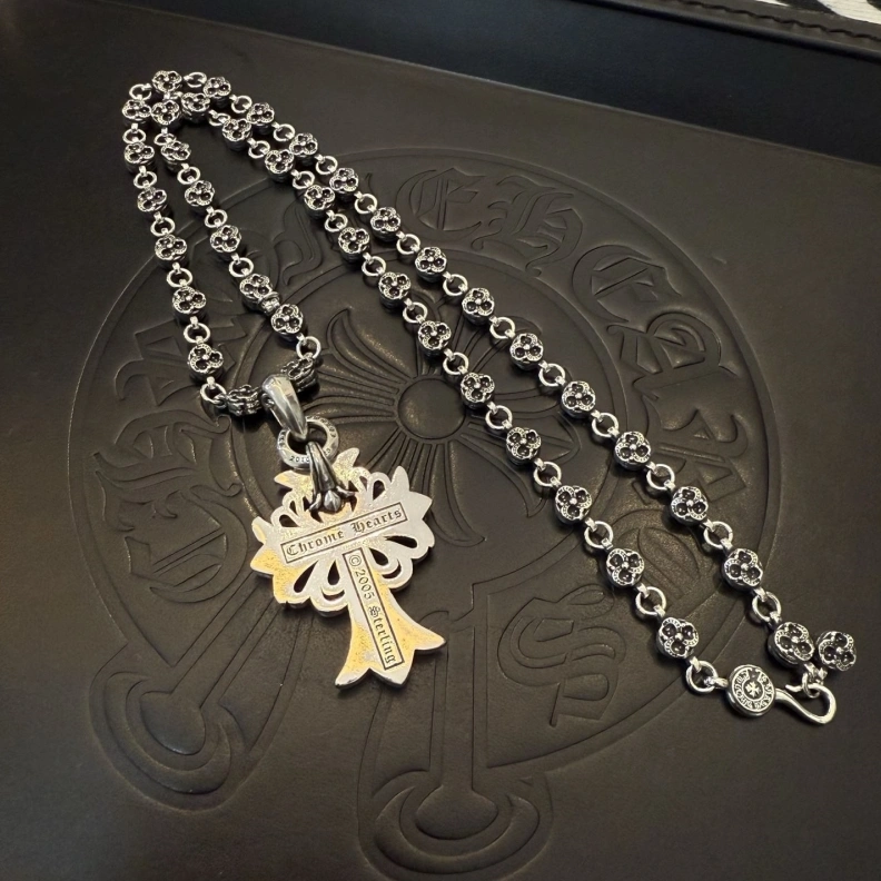 Durable Chrxmx Hxxrts Necklaces 296747