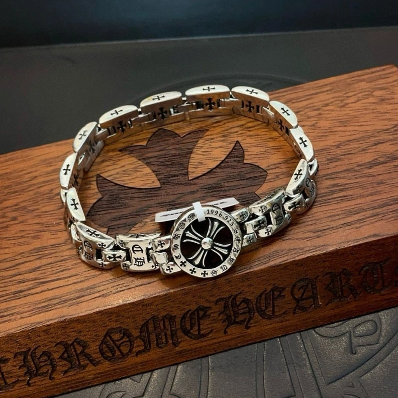 Resilient Chrxmx Hxxrts Bracelets 297232