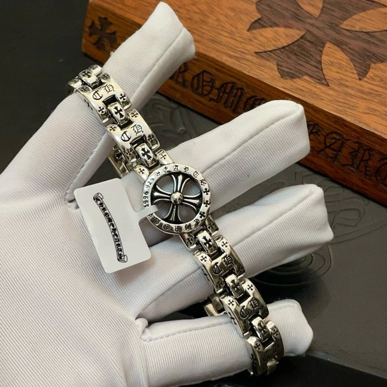 Resilient Chrxmx Hxxrts Bracelets 297232