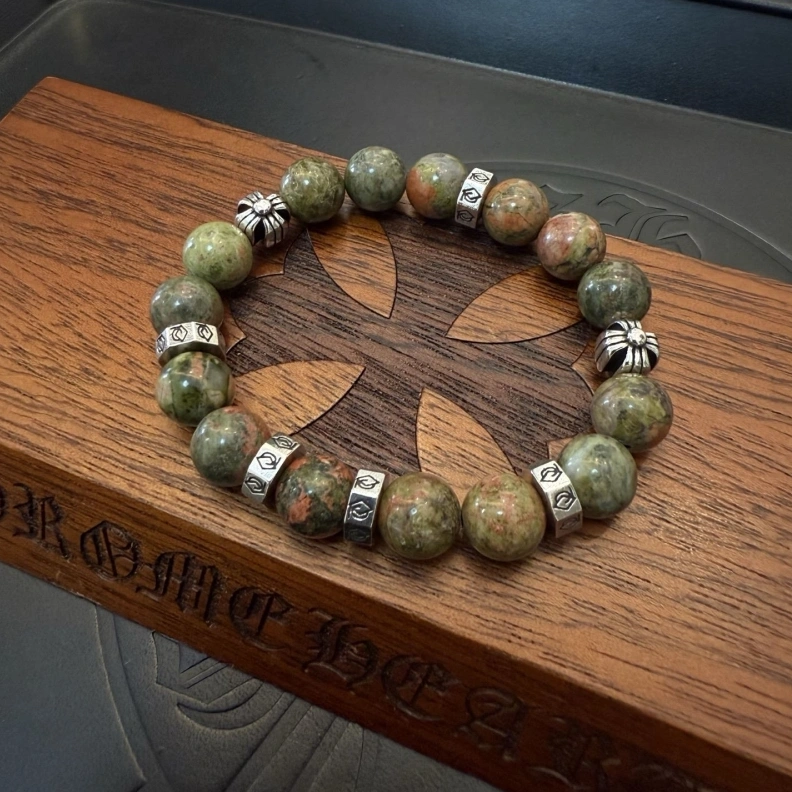 Unique Chrxmx Hxxrts Bracelets 297235