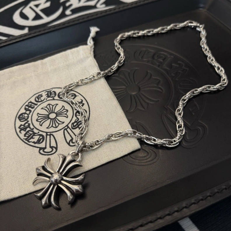 Chrxmx Hxxrts Necklaces Affordable 296737