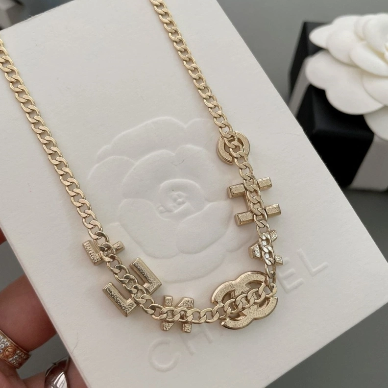 Comfortable Chxnxl Necklaces 285299