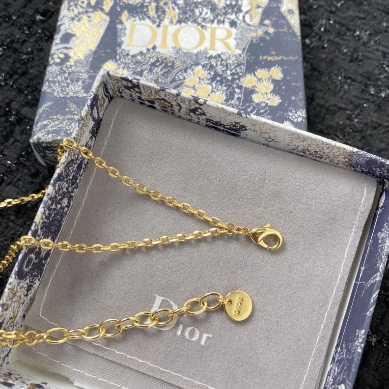 Trendsetting Christian Dxxr Necklaces 294055