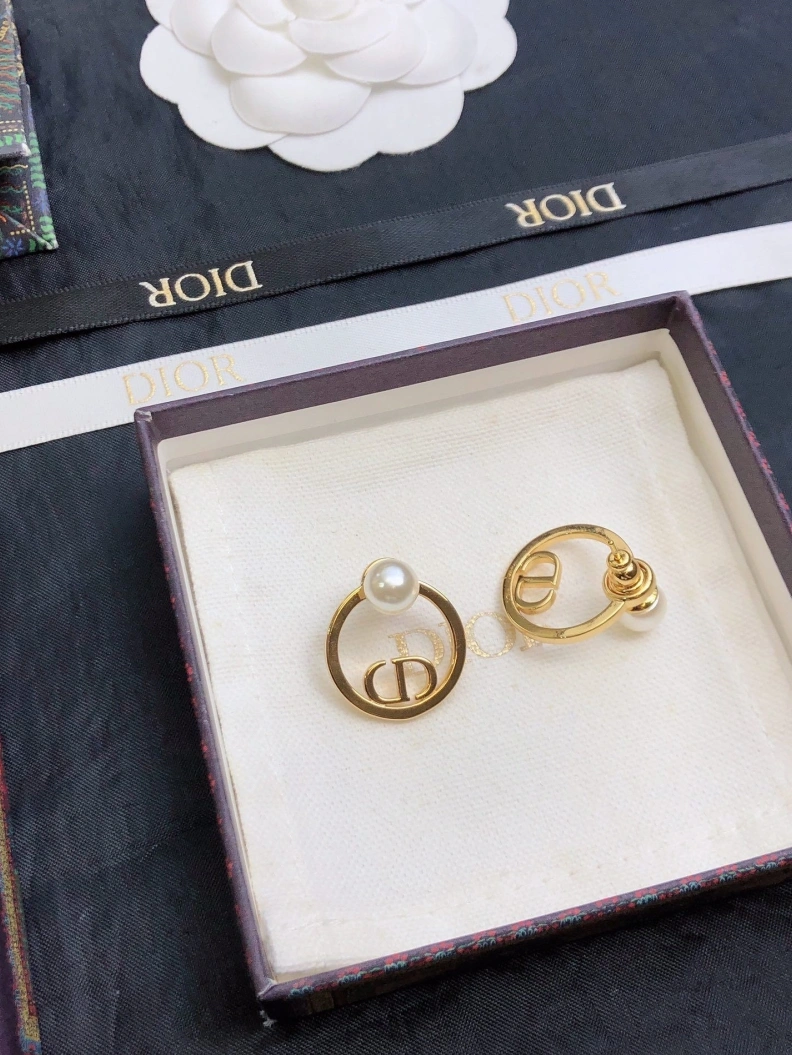 Durable Christian Dxxr Earrings 294163
