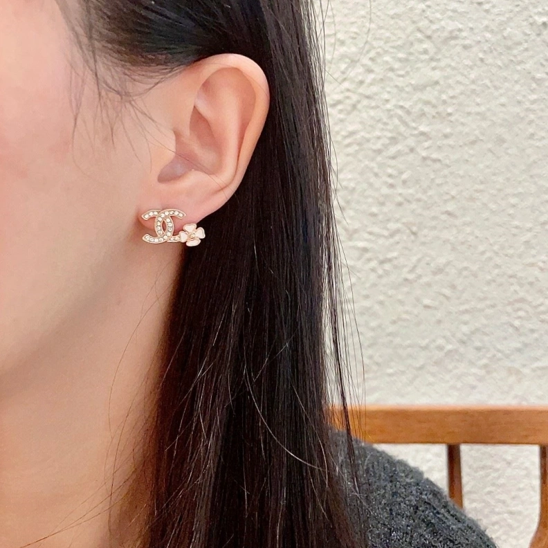 Stylish Chxnxl Earrings 285715