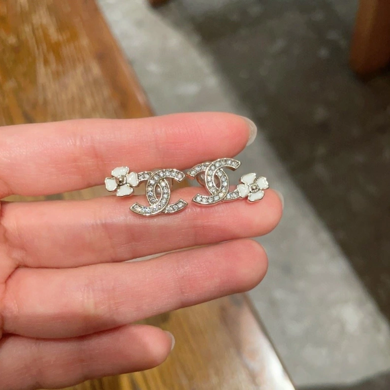 Stylish Chxnxl Earrings 285715