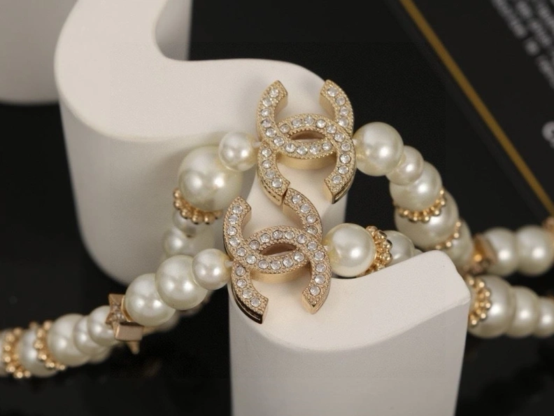 WellDesigned Chxnxl Necklaces 285297