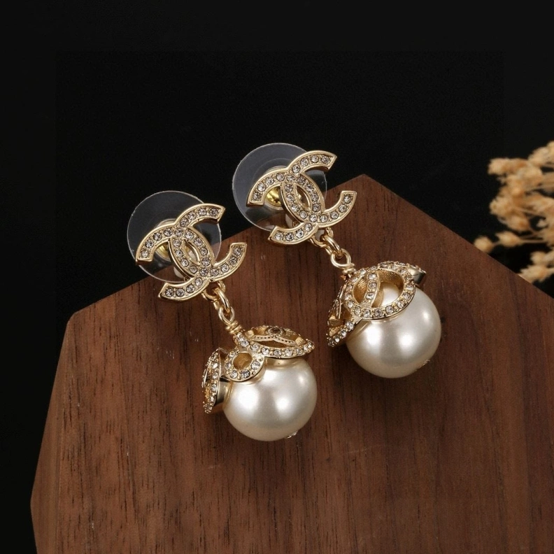 Lightweight Chxnxl Earrings 285691