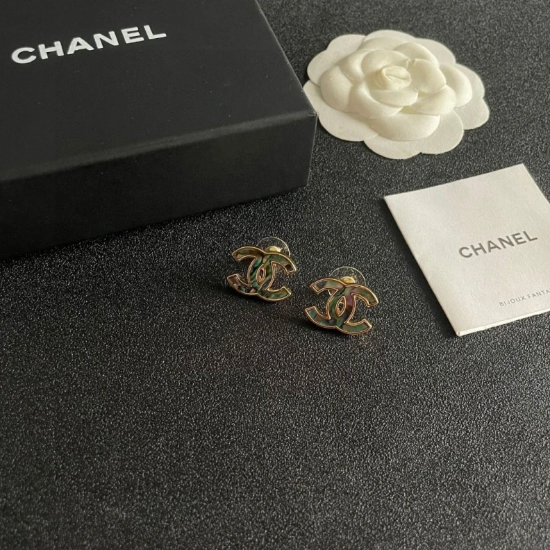 WellDesigned Chxnxl Earrings 285694