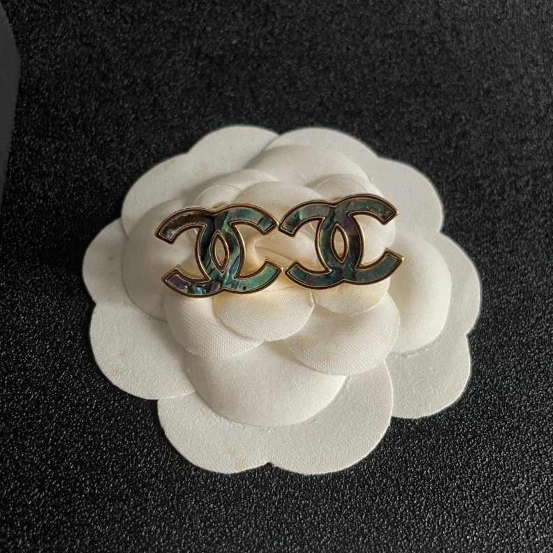 WellDesigned Chxnxl Earrings 285694