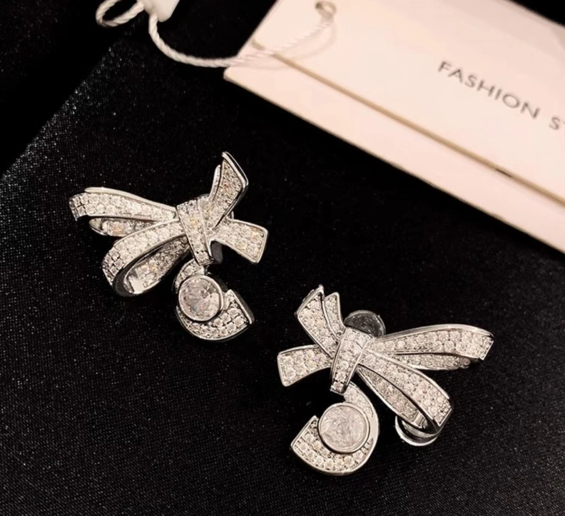 Chxnxl Earrings Sophisticated 285664