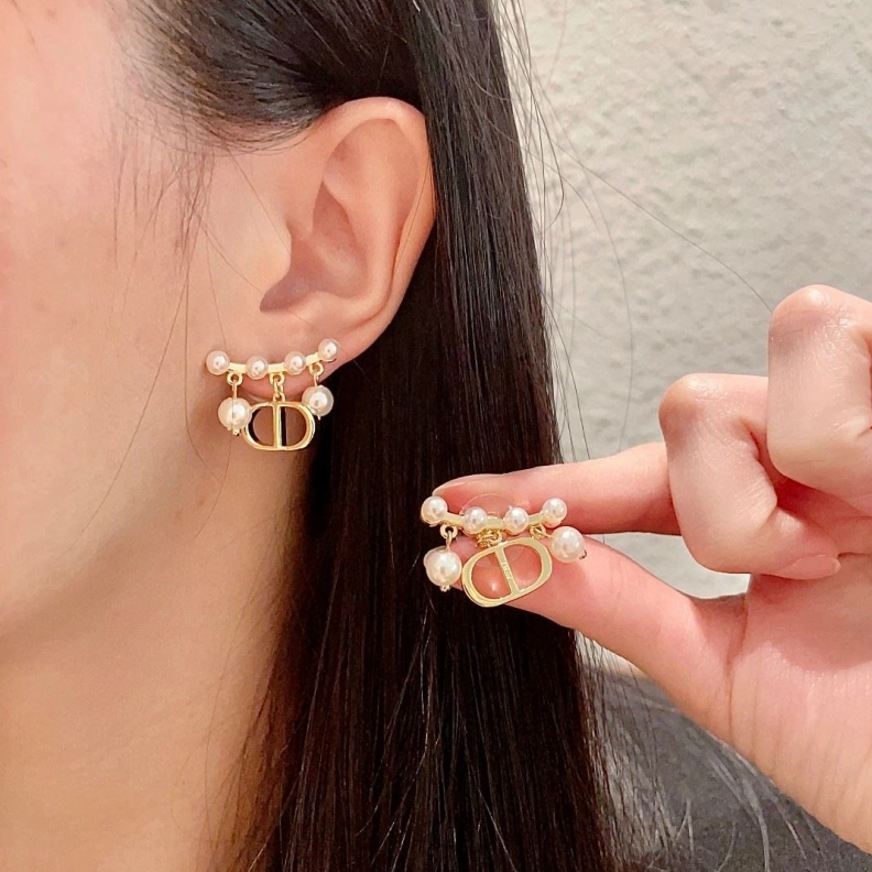 Christian Dxxr Earrings Unique 294151