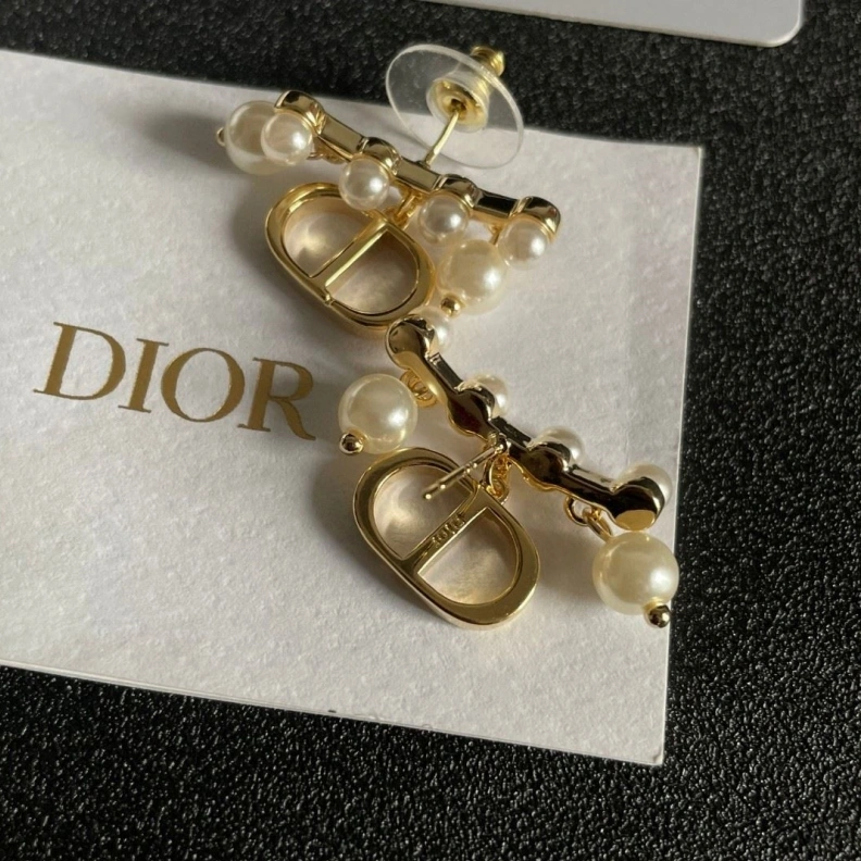 Christian Dxxr Earrings Unique 294151