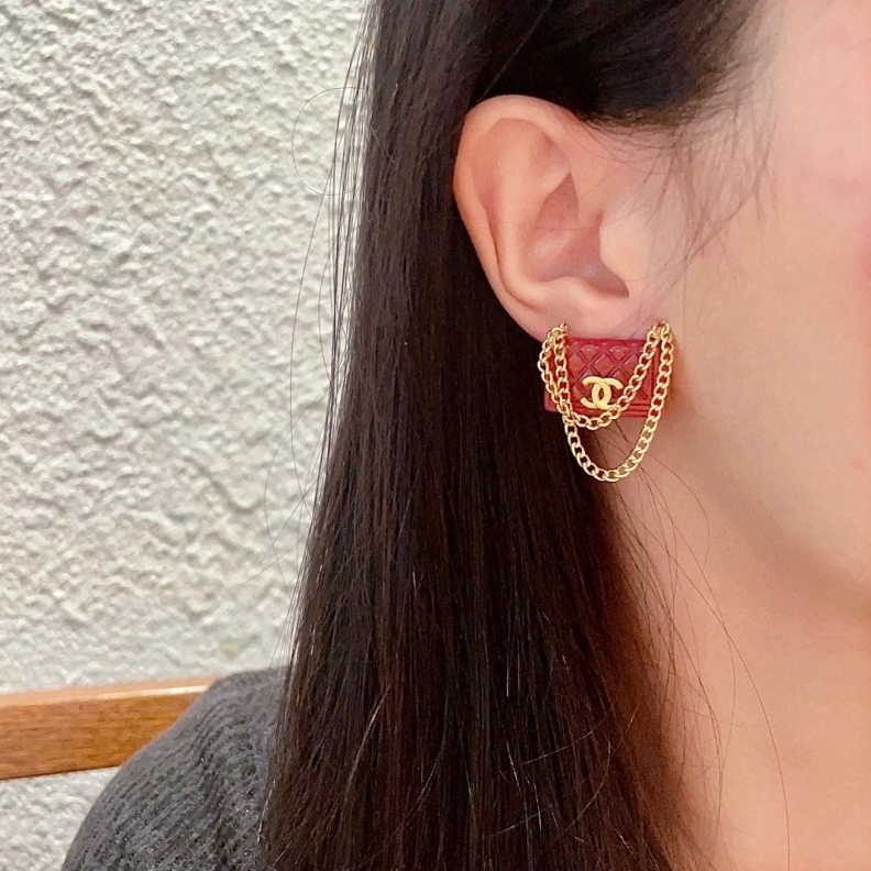 Elegant Chxnxl Earrings 285650