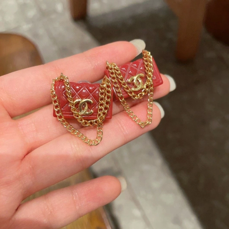 Elegant Chxnxl Earrings 285650