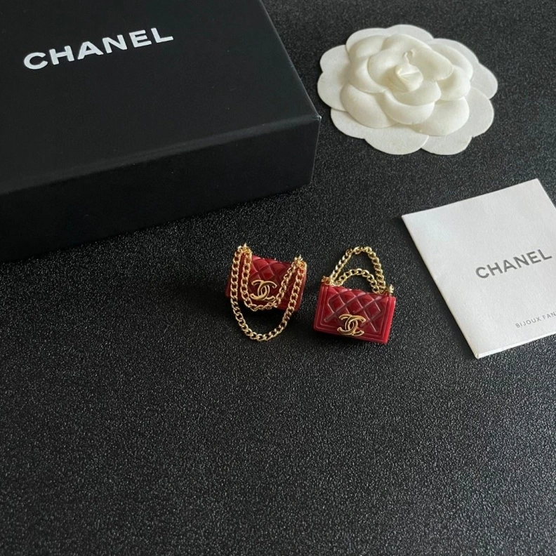 Elegant Chxnxl Earrings 285650
