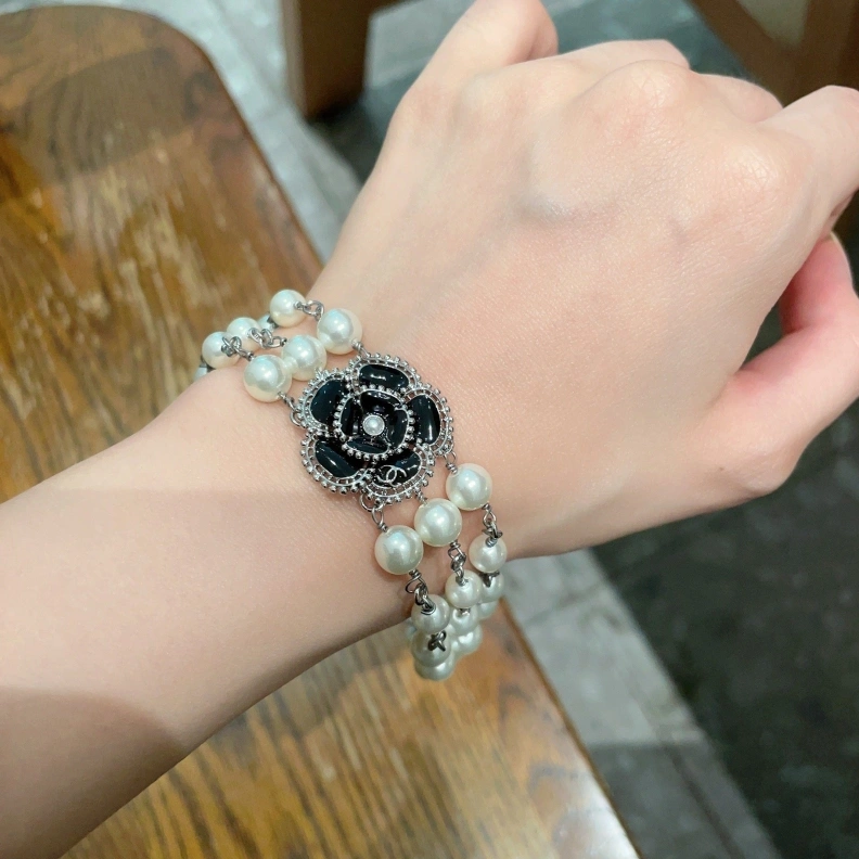 Timeless Chxnxl Bracelets 286457