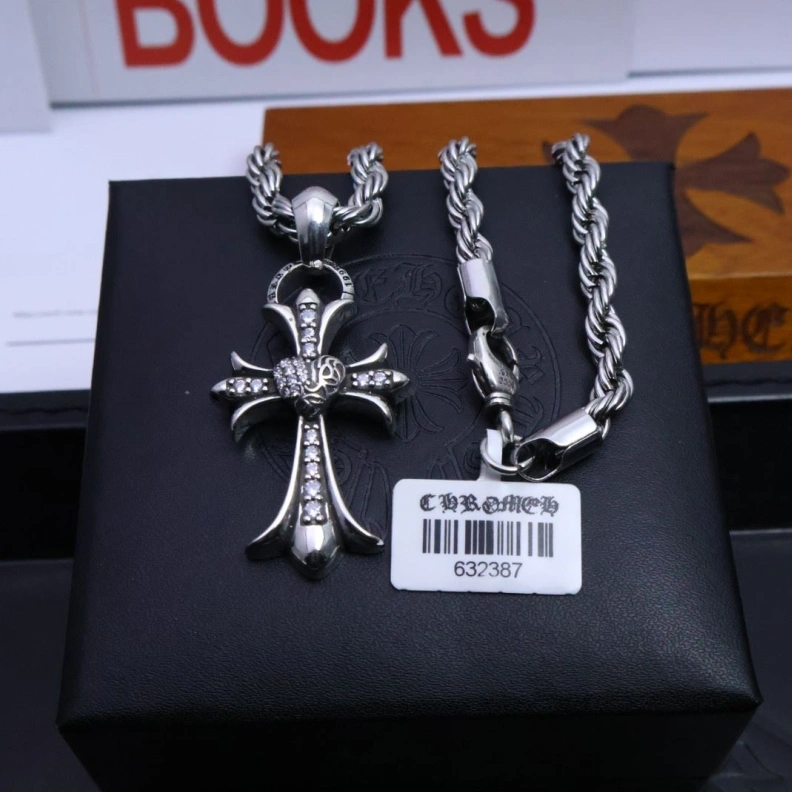 Bright Chrxmx Hxxrts Necklaces 296730