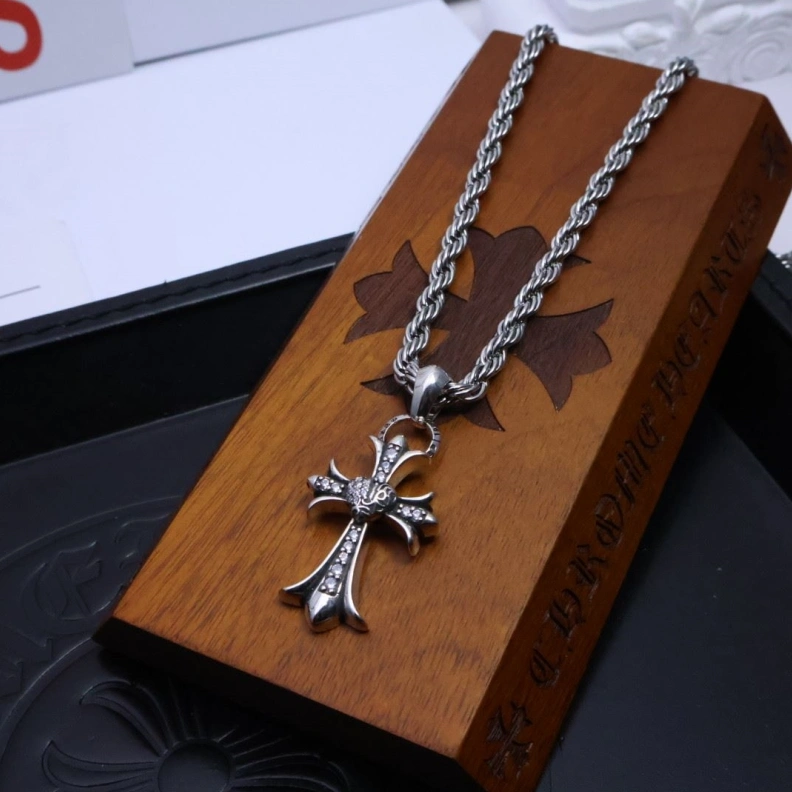 Bright Chrxmx Hxxrts Necklaces 296730