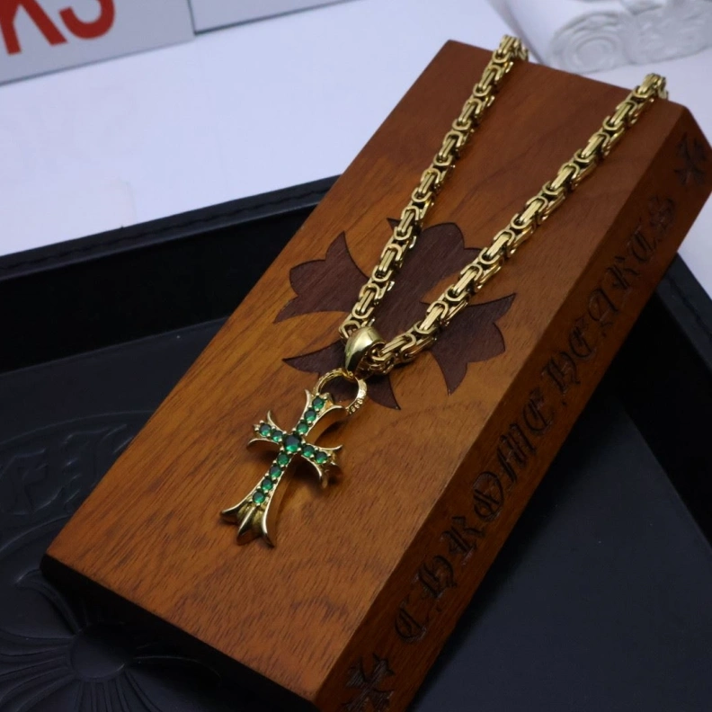 GoodFit Chrxmx Hxxrts Necklaces 296728