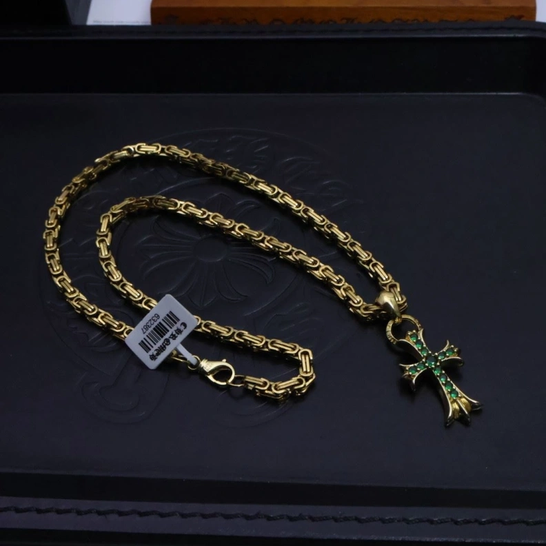 GoodFit Chrxmx Hxxrts Necklaces 296728
