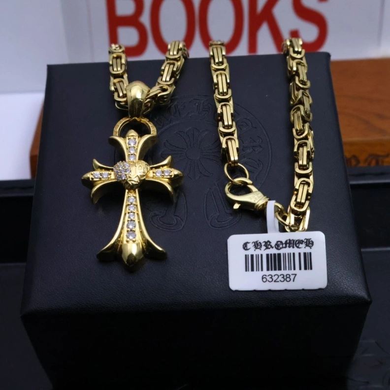 EyeCatching Chrxmx Hxxrts Necklaces 296721