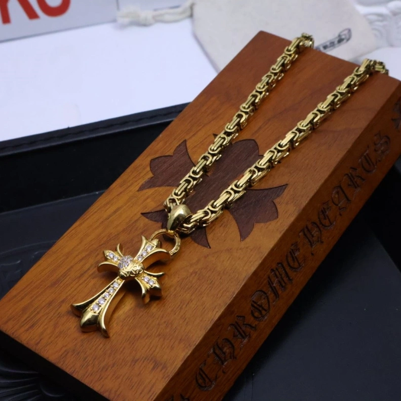 EyeCatching Chrxmx Hxxrts Necklaces 296721